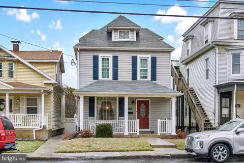 1205 Bridge St, New Cumberland, PA 17070