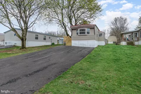 180 Big Spring Ter, Newville, PA 17241