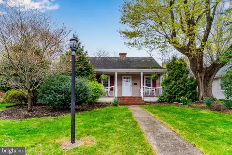114 W Main St, Camp Hill, PA 17011