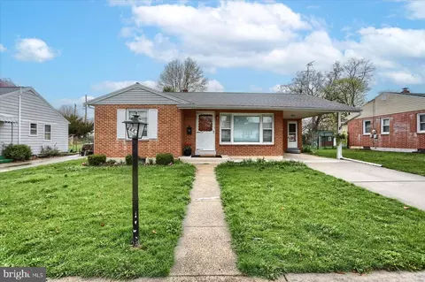 521 D St, Carlisle, PA 17013