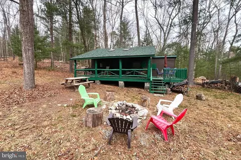 31 Camp Lion Rd, Gardners, PA 17324