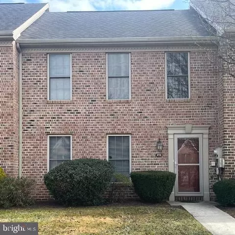 472 Stonehedge Ln, Mechanicsburg, PA 17055