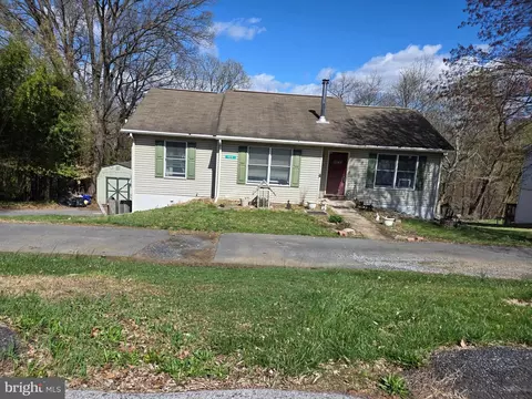 820 S Humer St, Enola, PA 17025