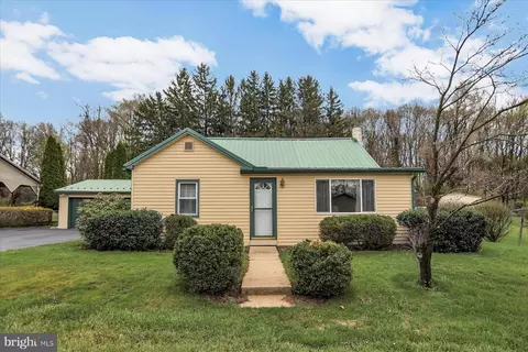 4 Verna St, Newville, PA 17241
