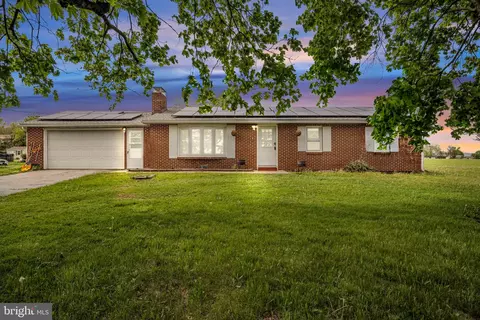 329 Greenspring Rd, Newville, PA 17241