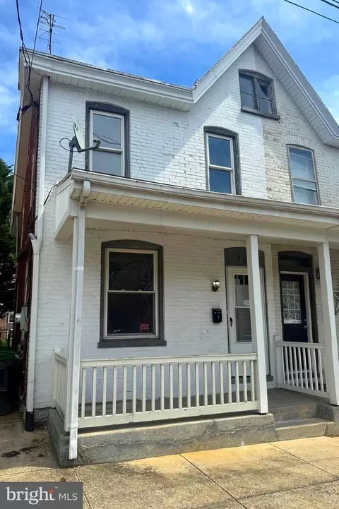 707 N Pitt St, Carlisle, PA 17013