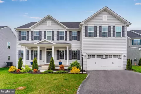 134 Grayhawk Way S, Mechanicsburg, PA 17050