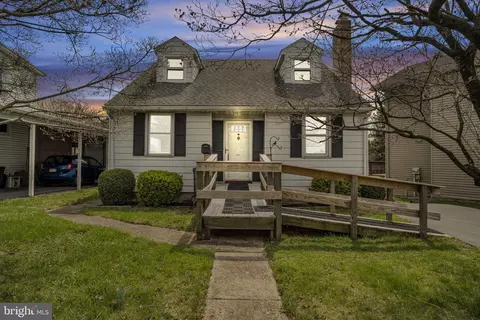 413 W Marble St, Mechanicsburg, PA 17055