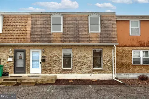 127 E South St, Carlisle, PA 17013