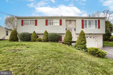 773 S Humer St, Enola, PA 17025