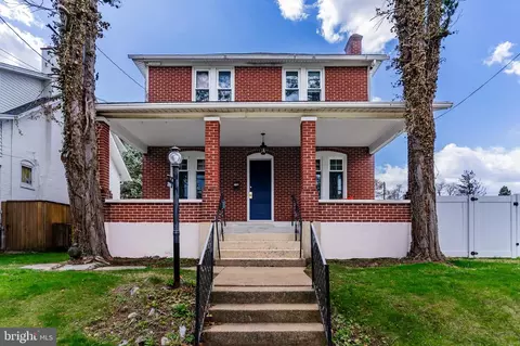 3109 Chestnut St, Camp Hill, PA 17011
