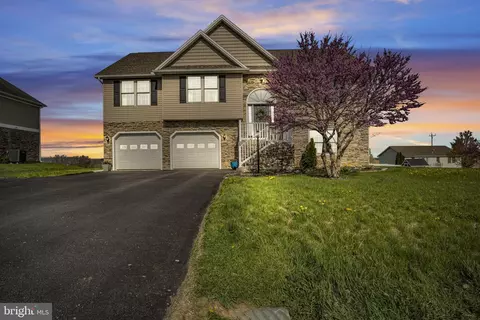 5 Raven Way, Shippensburg, PA 17257