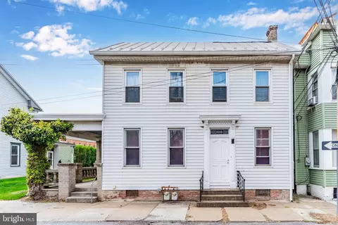 108 S Frederick St, Mechanicsburg, PA 17055
