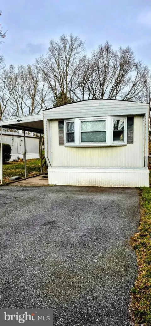 51 Aspen Ln, Carlisle, PA 17015