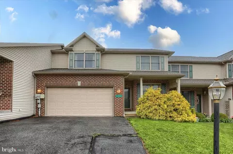 1103 Atland Dr, Mechanicsburg, PA 17055