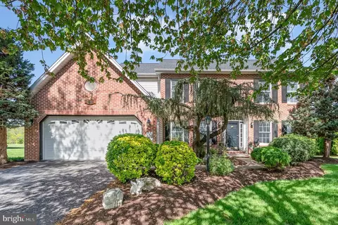 5 Irongate Ct, Mechanicsburg, PA 17050