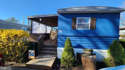 40 Key Largo Dr, Carlisle, PA 17015
