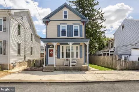 26 E Keller St, Mechanicsburg, PA 17055