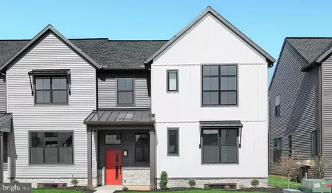 115 Madison Dr, Mechanicsburg, PA 17055