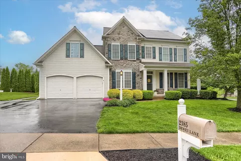 2385 Dewey Ln, Enola, PA 17025