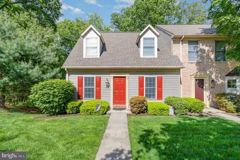 1510 Timber Chase Dr, Mechanicsburg, PA 17050