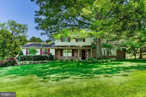 1428 Brandton Rd, Mechanicsburg, PA 17055
