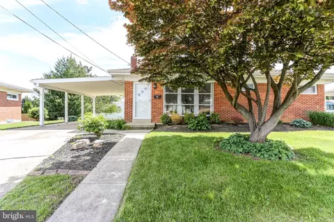 114 Hampden Ave, Camp Hill, PA 17011