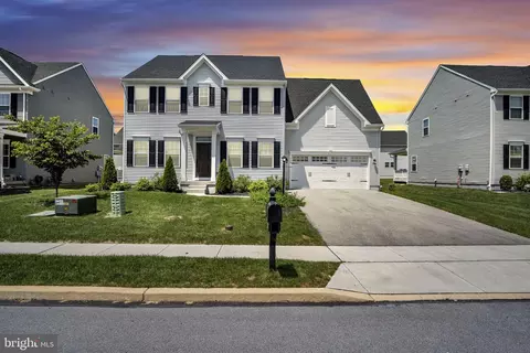 130 Grayhawk Way S, Mechanicsburg, PA 17050