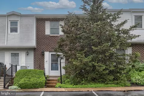 69 Drexel Pl, New Cumberland, PA 17070