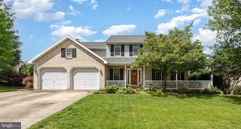 25 Bourbon Red Dr, Mechanicsburg, PA 17050
