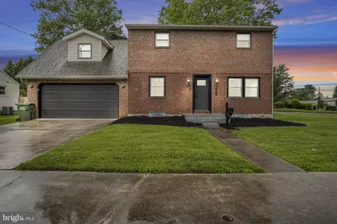 801 Rosemont Ave, New Cumberland, PA 17070