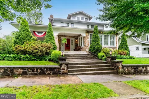 27 N 27th St, Camp Hill, PA 17011