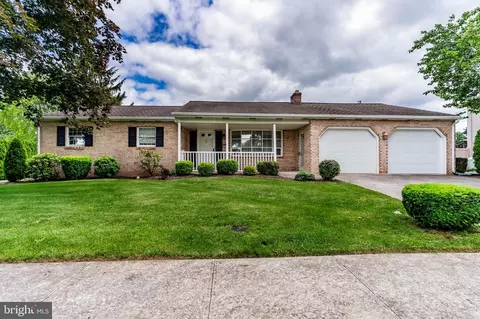 701 Robert St, Mechanicsburg, PA 17055