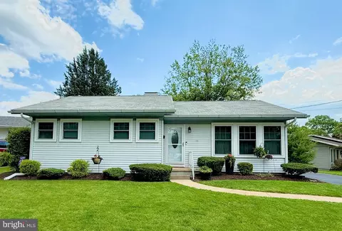 4816 Virginia Rd, Mechanicsburg, PA 17050
