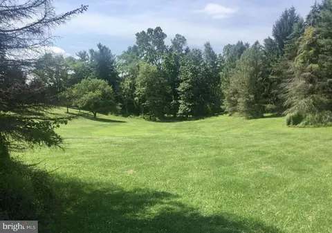 1022 Pima Cir, Mechanicsburg, PA 17055