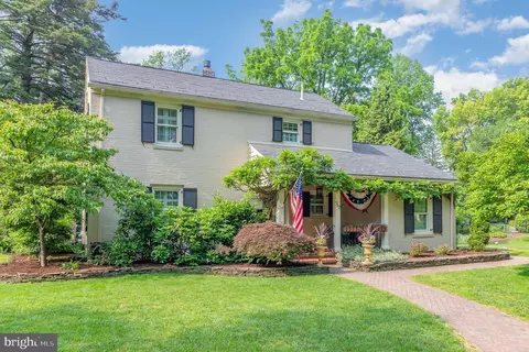 752 W South St, Carlisle, PA 17013