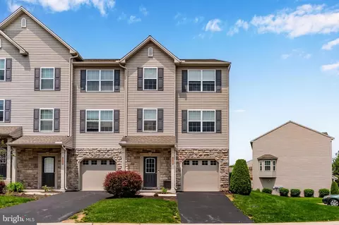 6201 Galleon Dr, Mechanicsburg, PA 17050