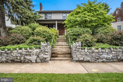 302 Bailey St, New Cumberland, PA 17070