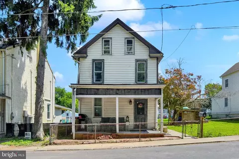 1323 5th St, Enola, PA 17025