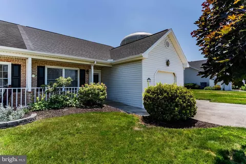 70 Imperial Ct, Carlisle, PA 17013