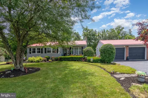 1280 N Middleton Rd, Carlisle, PA 17013
