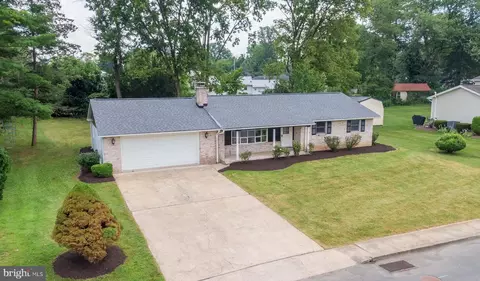 912 Forbes Rd, Carlisle, PA 17013