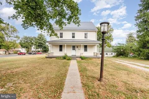3311 Chestnut St, Camp Hill, PA 17011
