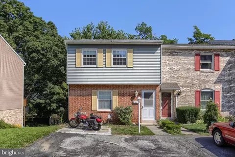 87 Queen Ave, Enola, PA 17025