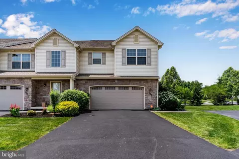 709 Jonathan Ct, Mechanicsburg, PA 17055