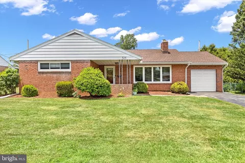 515 Park Ave, New Cumberland, PA 17070