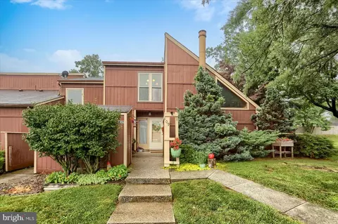 109 Melissa Ct, Enola, PA 17025