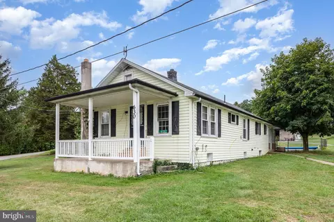 630 Lynes Rd, Dillsburg, PA 17019