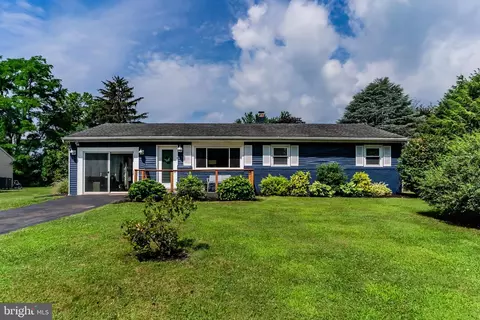 12 South Rd, Mechanicsburg, PA 17050