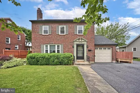 3136 Dickinson Ave, Camp Hill, PA 17011